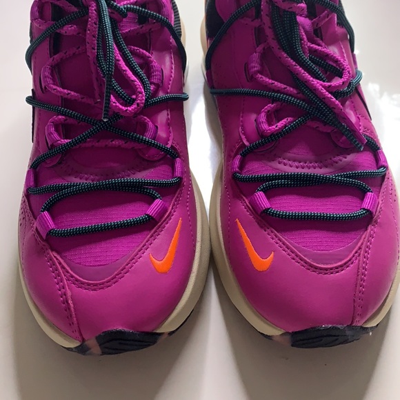 Nike Air Max Viva 7.5 hyper magenta sneaker - Picture 3 of 10